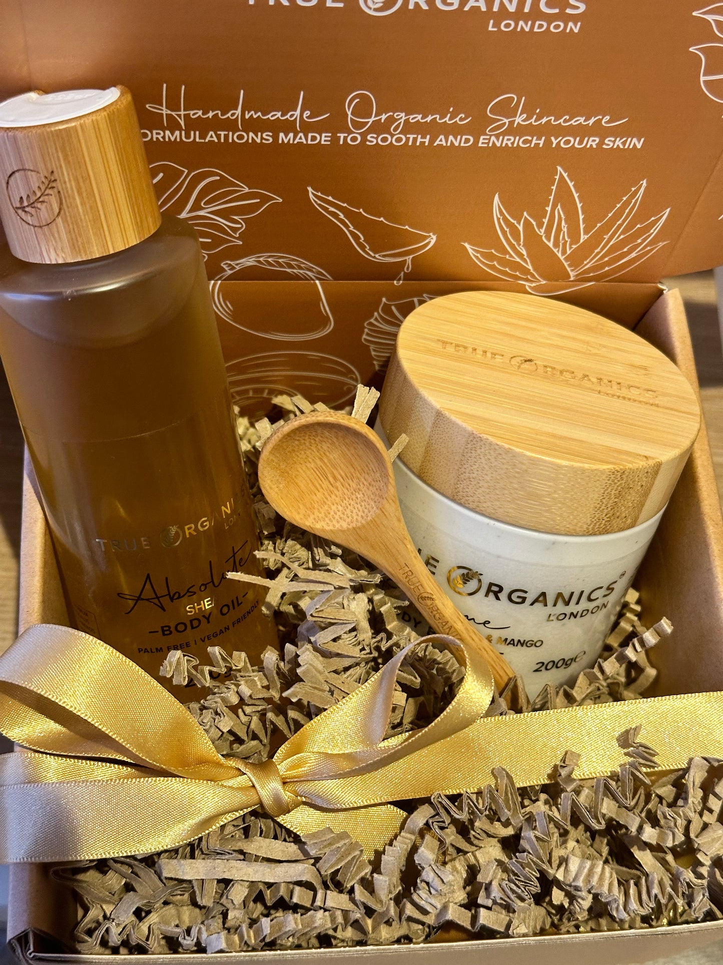 Shea & Mango Body Butter & Shea Body Oil Gift Bundle